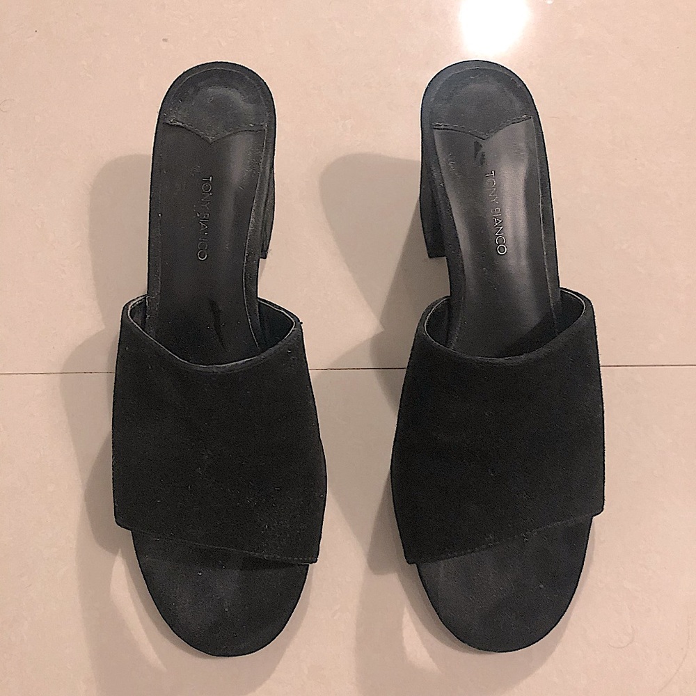 Tony Bianco black velvet sandals. Size 8